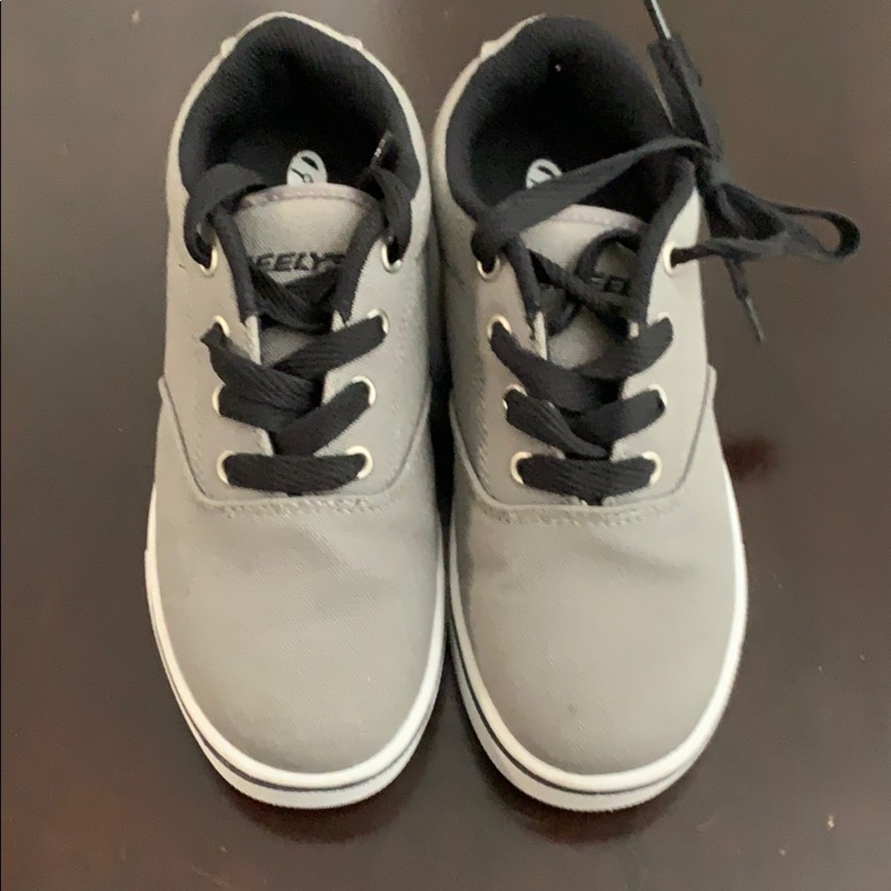 Heelys size 1
